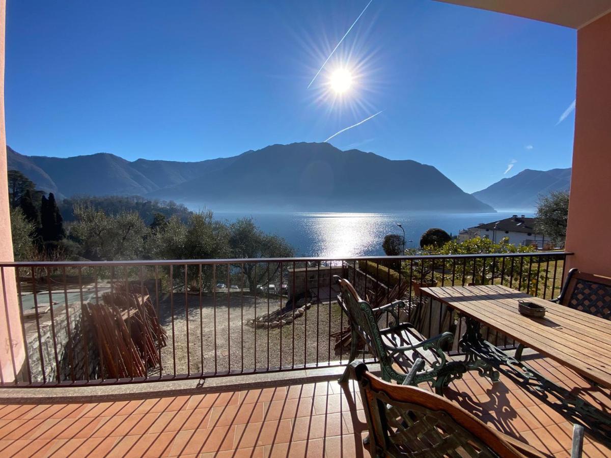 Big Apartment With Lake View And Two Bedrooms Sala Comacina Exterior foto